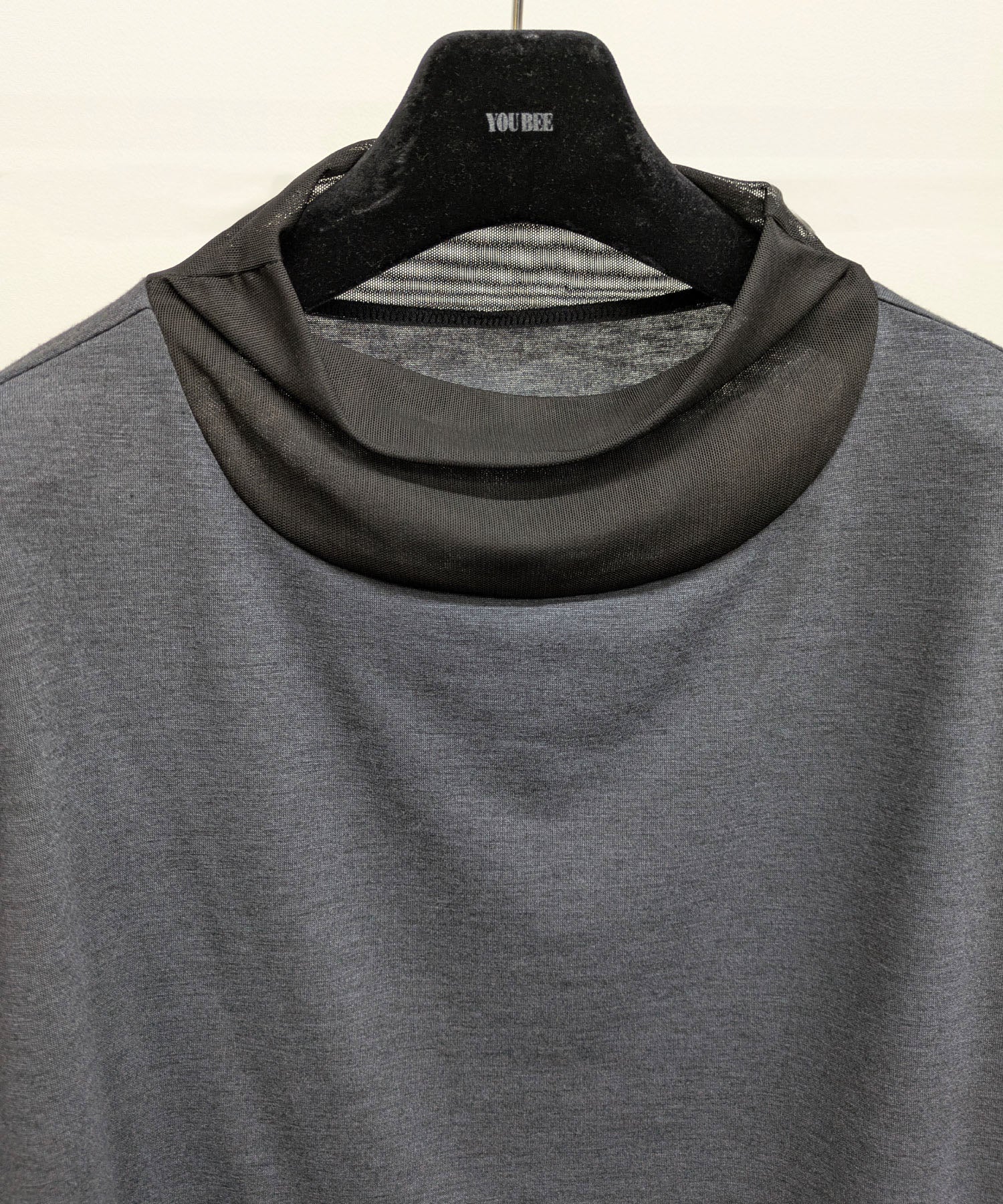 【26AW】チュール切替タートルネックプルオーバー(品番:0260069)