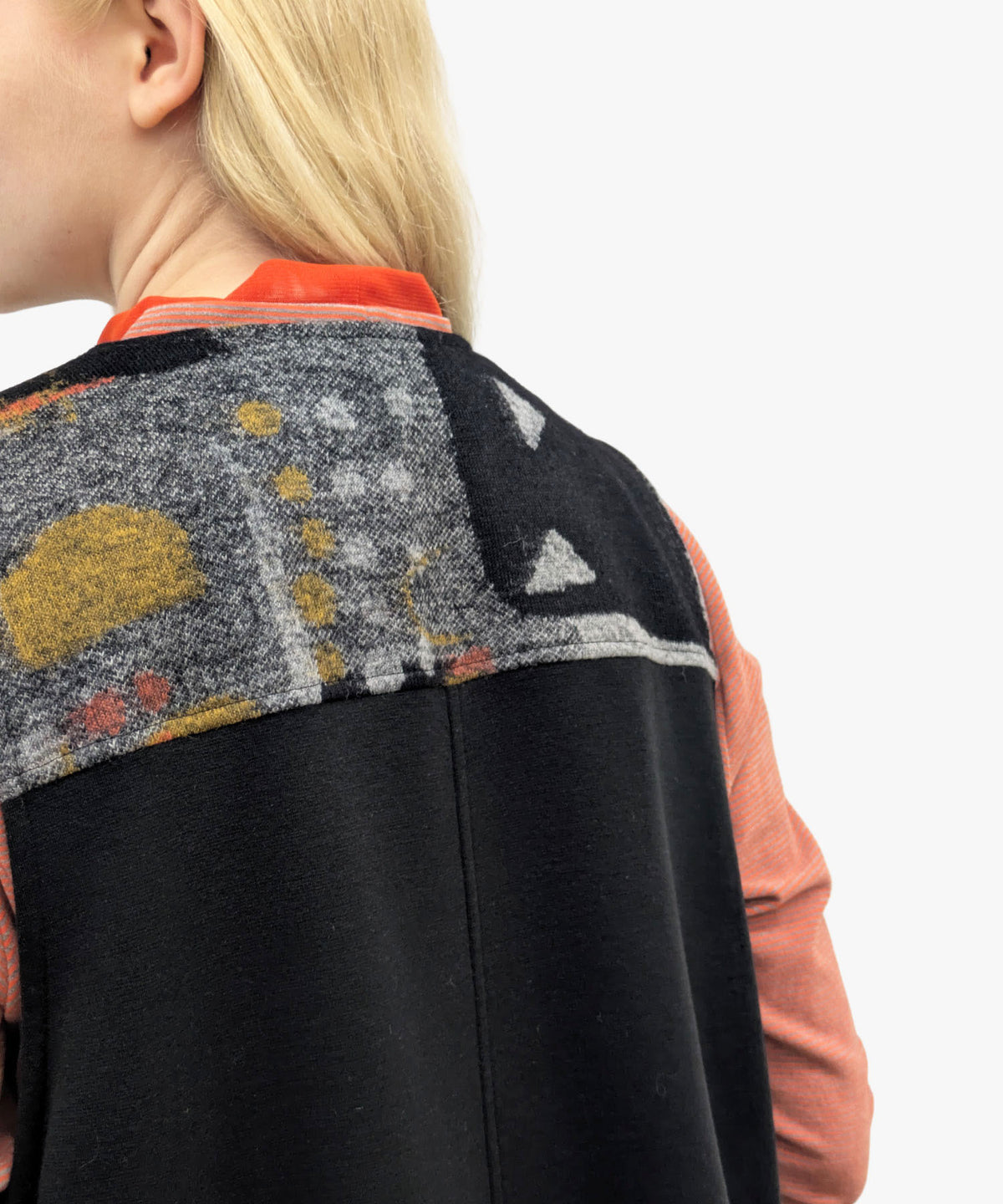 【26AW】ウール混ジャガードベスト（品番：0260938）