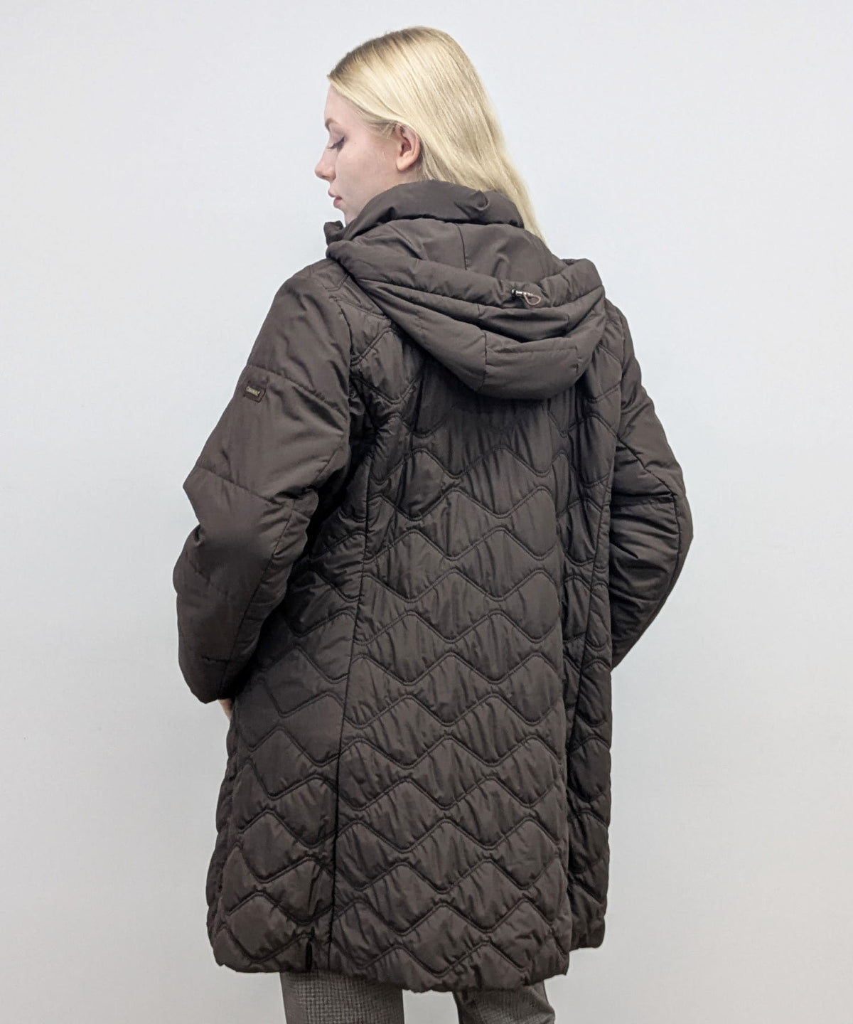【26AW】クリスタルキャメル キルティングロングコート（品番：0261509）