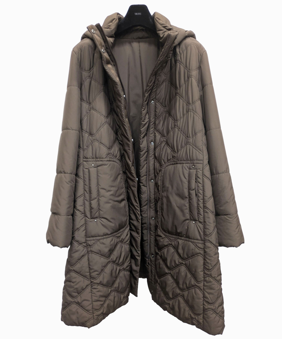【26AW】クリスタルキャメル キルティングロングコート（品番：0261509）