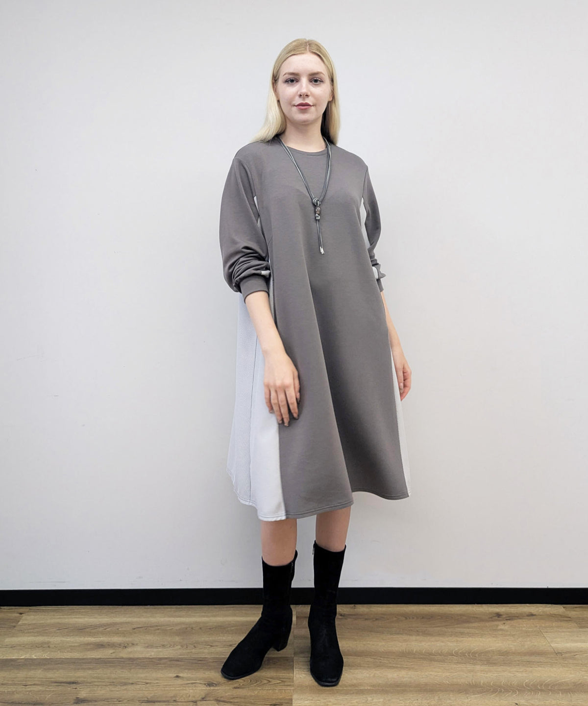 【26AW】サイドストライプクールネックワンピース（品番：0260089）