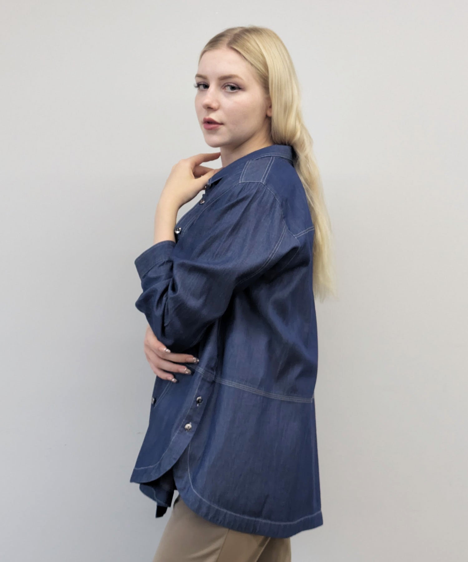 【26AW】ロゴプリント テンセルデニムブラウス（品番：0260159）