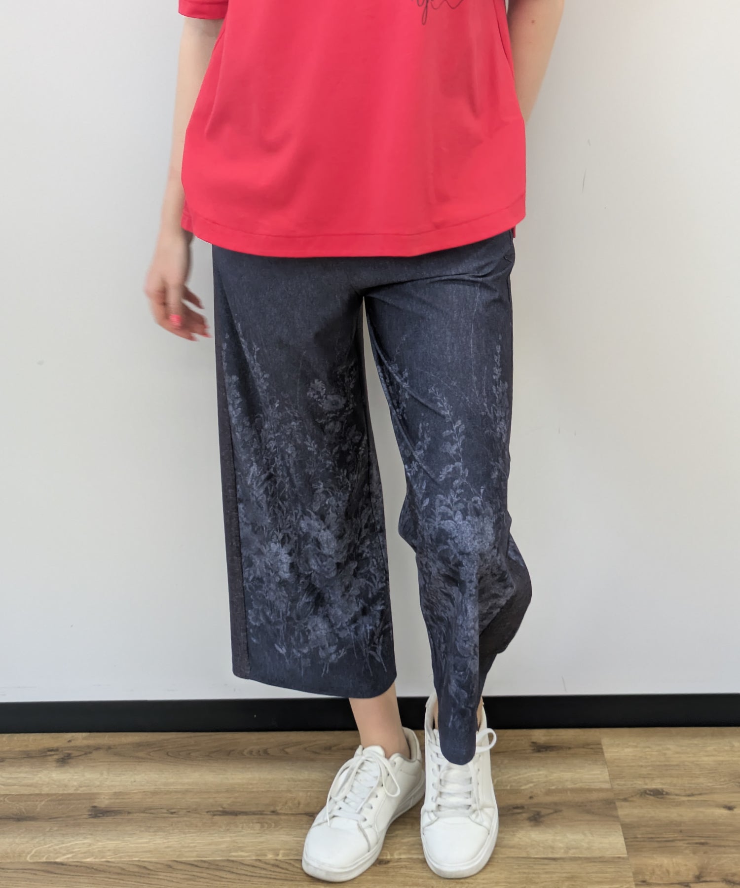 フラワーパネルプリントソフトワイドパンツ（品番：0112419）、0112569 (同型EXｻｲｽﾞ)
