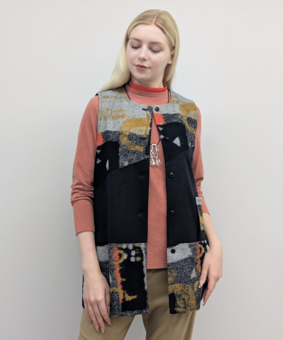 【26AW】ウール混ジャガードベスト（品番：0260938）