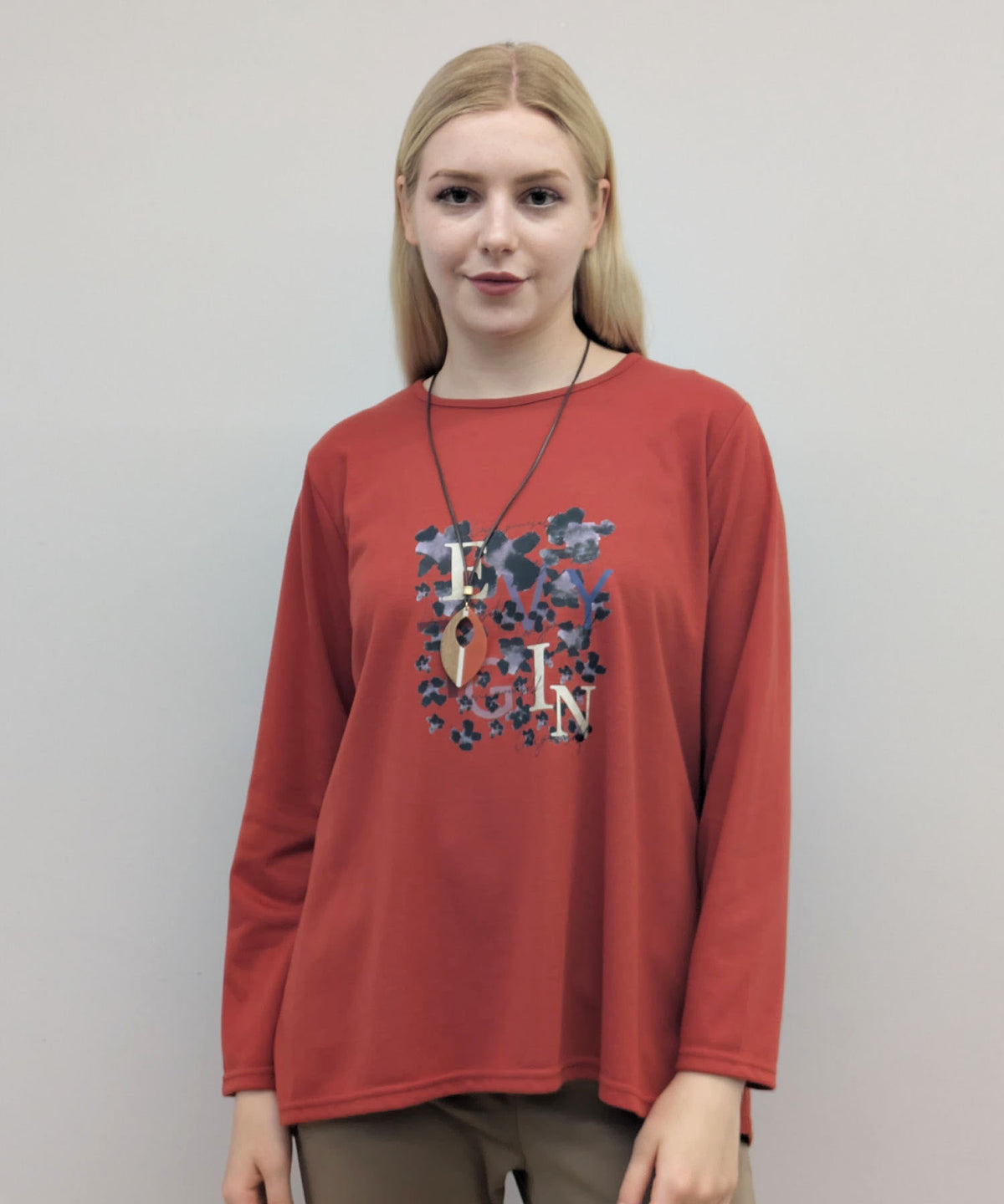 【26AW】クールネックプリント柄チュニック（品番：0260409）